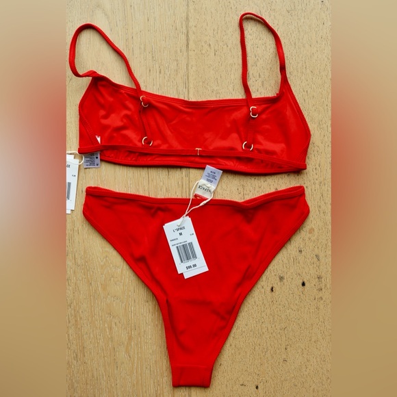 NWT L*Space Red Ribbed Bikini Set Kourt Top Classic Bottom M - Picture 4 of 5